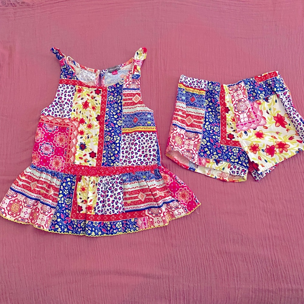 Vince Camuto Girls Size 8 shorts and tank set